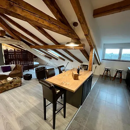 Loft 127qm Center Sea View Апартаменты *